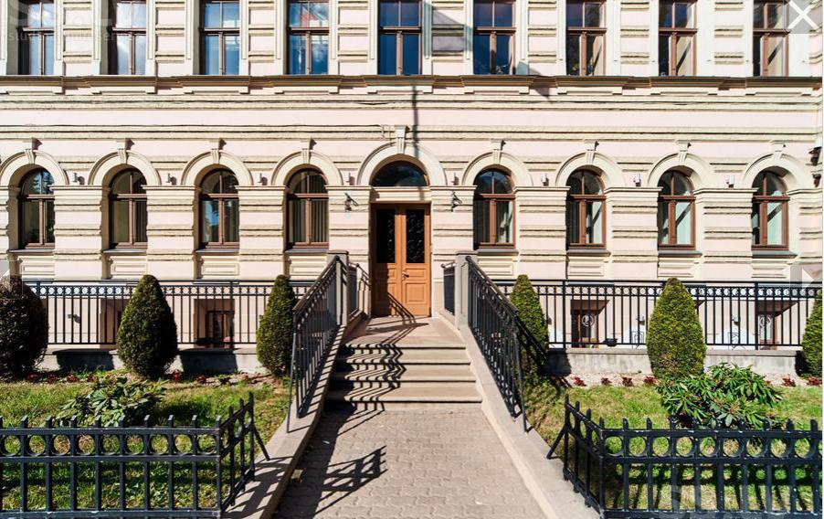 Old Park Apartament *
